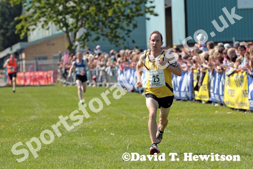 Andy Burn (Jarrow) finishing the Blaydon Races, June 9th.